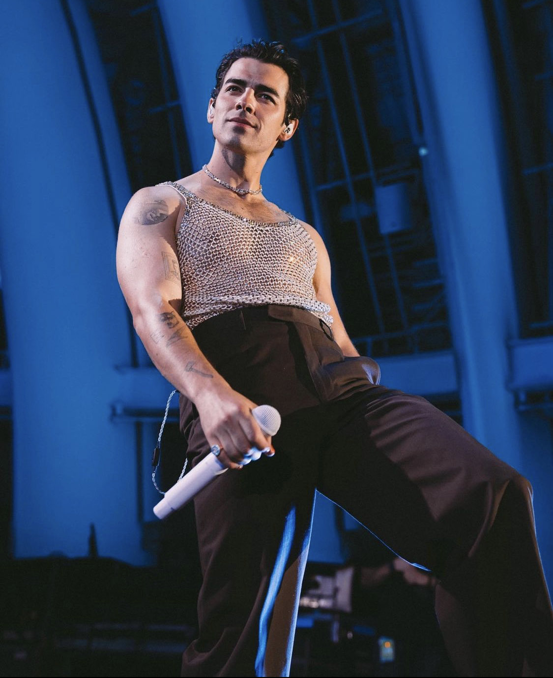 Happy Birthday to Joe Jonas who has had me swooning since 2008 
