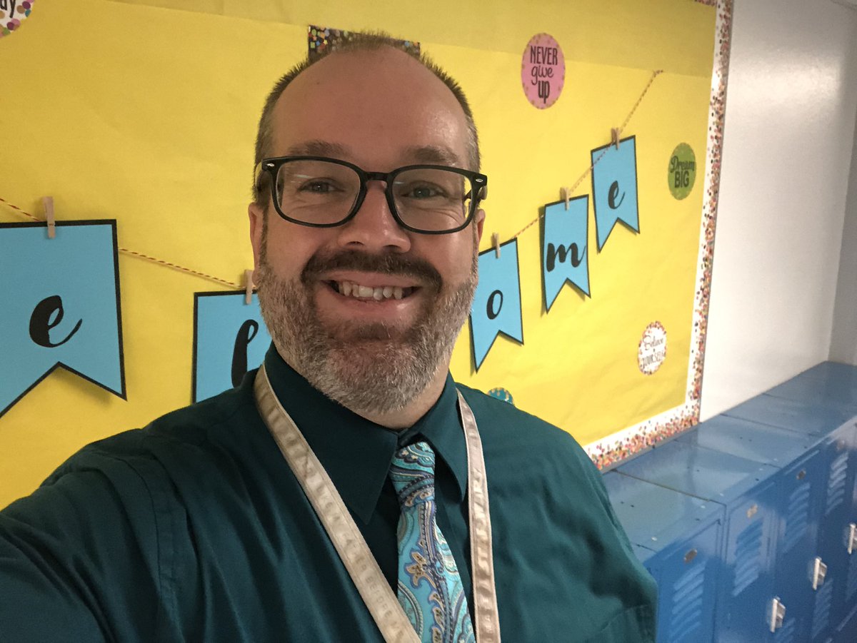 Day 1. Year 21. My mama said I am beautiful. <a href="/WTHanes/">WTHanes</a> #hanescowboys #firstdayofschool