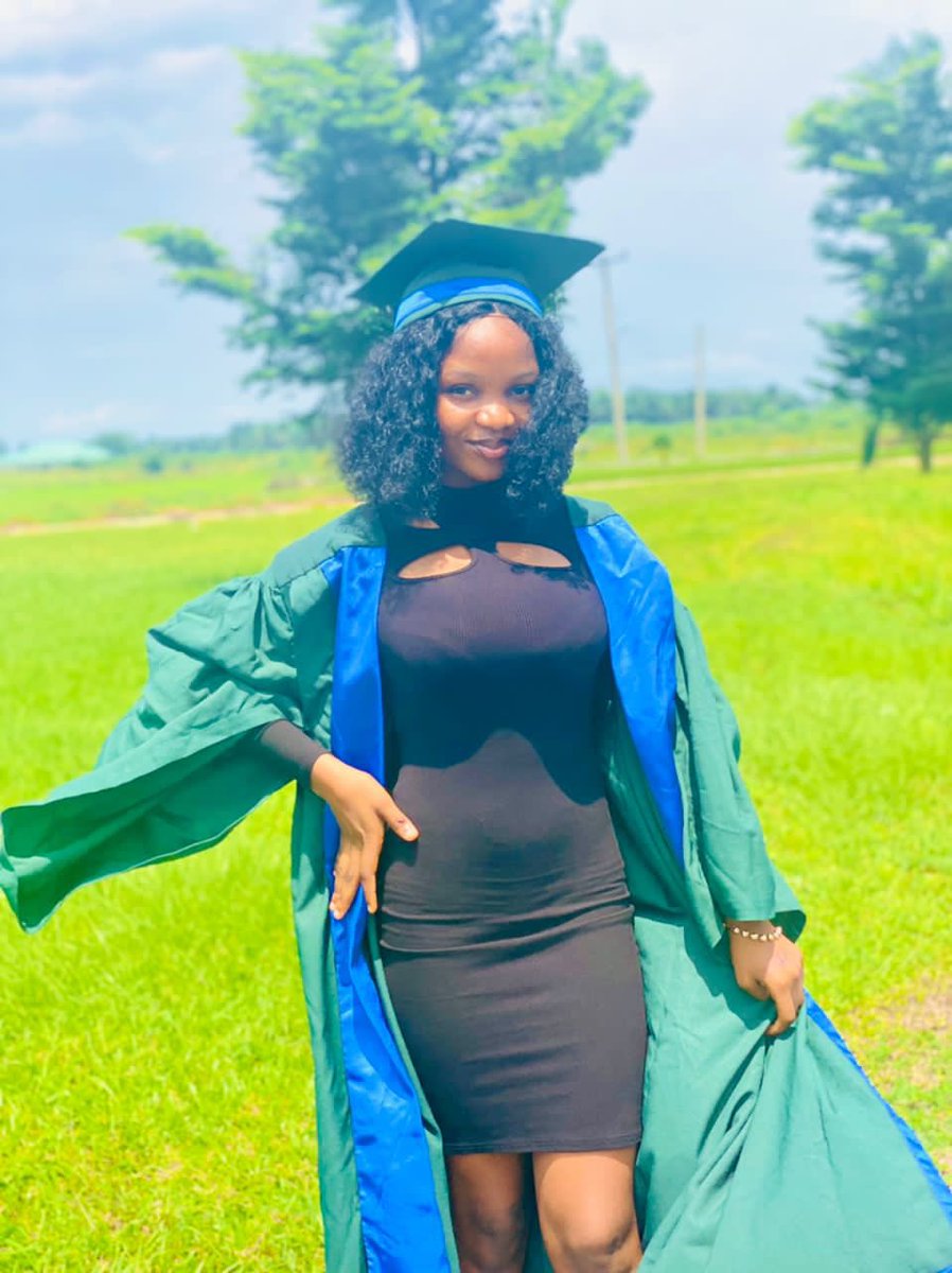 Tari_CeWayne's tweet photo. “The secret of getting ahead is getting started.”
#CongratulationsDear🥰 https://t.co/EKH5b2gGg9