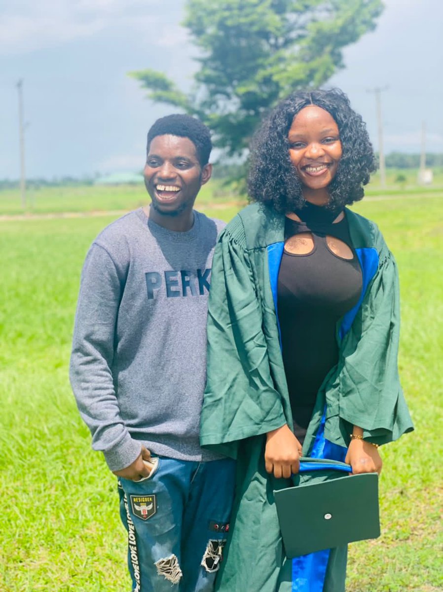 Tari_CeWayne's tweet photo. “The secret of getting ahead is getting started.”
#CongratulationsDear🥰 https://t.co/EKH5b2gGg9