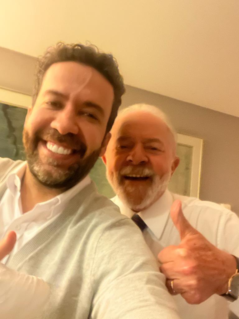 Pesquisa Ipec confirma a LAPADA: 44 x 32. Sai da frente que o pai tá on e disparado!