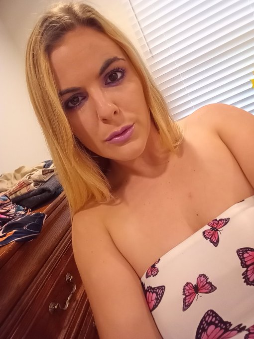 Shooting some customs tonight with the help from my friend @BillWho47 💗 https://t.co/oItUPDrzlX