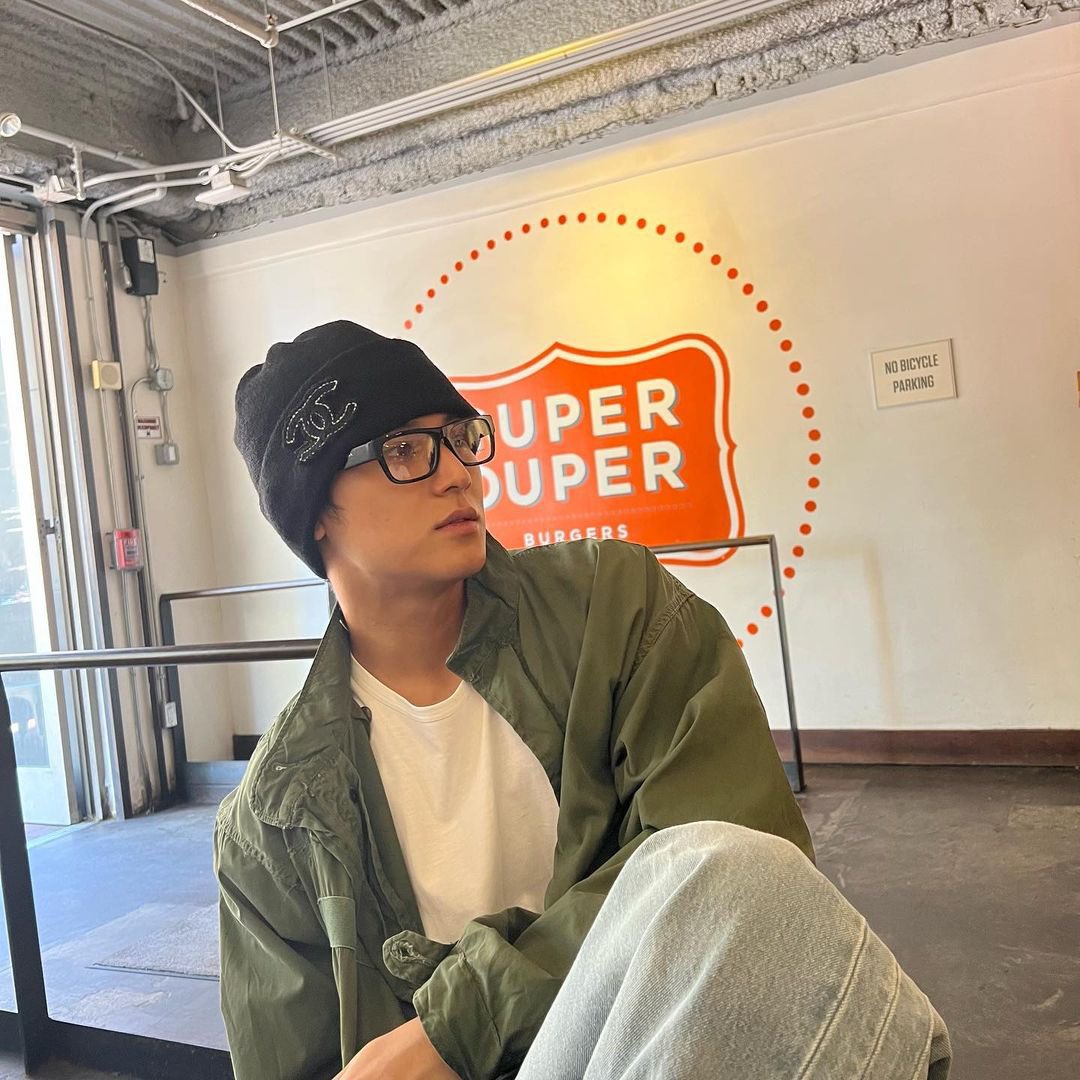 posing at super duper burger i love him sm