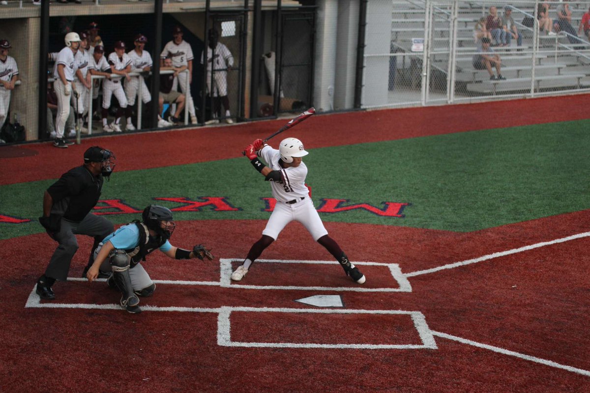 emmanuell_t's tweet image. #WhosWhoOfDU 
What’s up y’all I’m Emmanuel
-doninicano🇩🇴
-#du26 
-health science major
-DU baseball⚾️