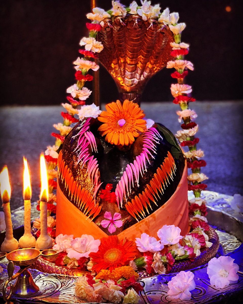 🚩🔱💐🕉हर हर महादेव 🕉💐🔱🚩

योग्यताएँ कर्म से पैदा होती हैं, जन्म से हर व्यक्ति शून्य होता है।