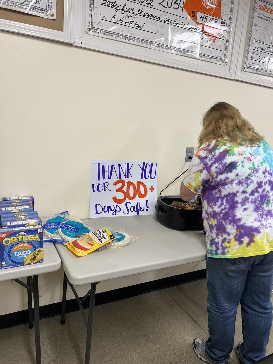 Lafayette Home Depot tweet media