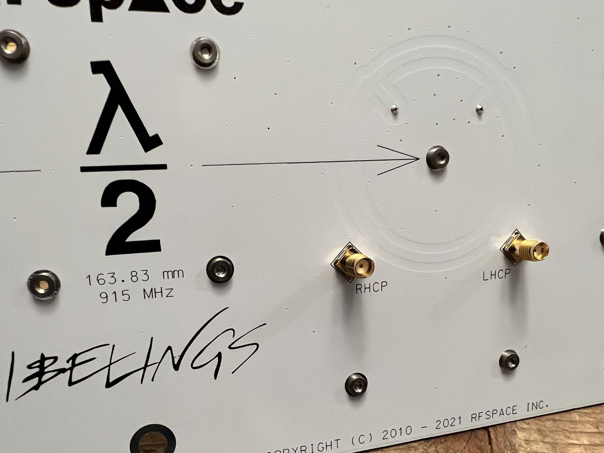 ibelings's tweet photo. Got to CNC a patch antenna substrate using Ultem 1000. The plastic is easy to machine. Now I get to test it and compare it to the other plastics. The resonance is around 866 MHz (a little lower than Polycarbonate) #patchantenna #ultem1000 @rfspace https://t.co/ikvsyzCXDw