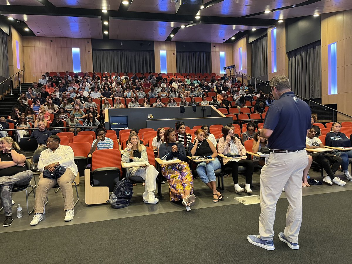 waketechsports's tweet photo. We had a great student-athlete welcome and orientation tonight! Wonderful to have most of our student-athletes together again. Looking forward to a great year! 🦅⬆️ #FINISH #WTEagles https://t.co/oujyNgiGq2