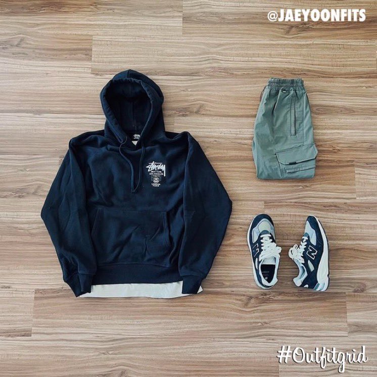 outfitgrid's tweet photo. Today's top #outfitgrid is by @jaeyoonfits.
▫️ #Stussy #Hoodie
▫️ #White #Tee
▫️ #RepresentClo #CargoPants
▫️ #NewBalance990v2 #TeddySantis https://t.co/GXzd6CAyES