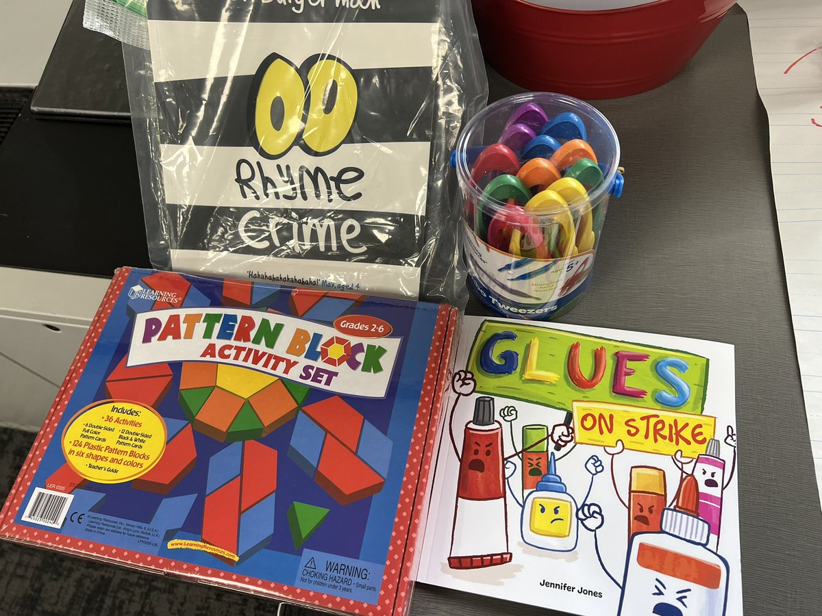 ArthurLES_K's tweet photo. I was so excited to get some more items off my wishlist.  Thank you Ashley Jones Mann for thinking of my classroom. The kids are going to love these things. ❤️ Here is my list if anyone else would like to donate: https://t.co/bxFMhi0Xfs https://t.co/gur4Uju80B