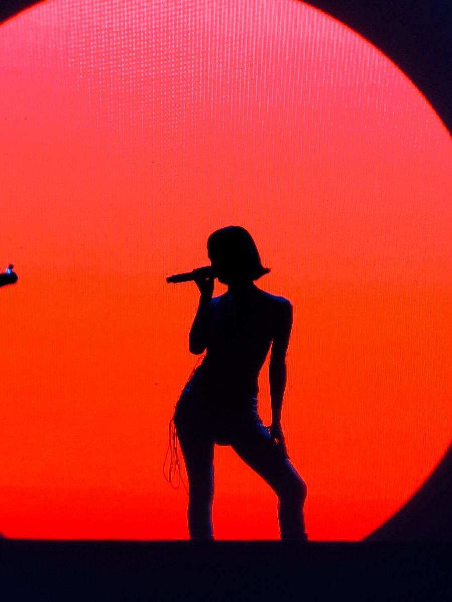 folklorestime's tweet image. Juro, essa estática da sombra é tudo 🥺♥️