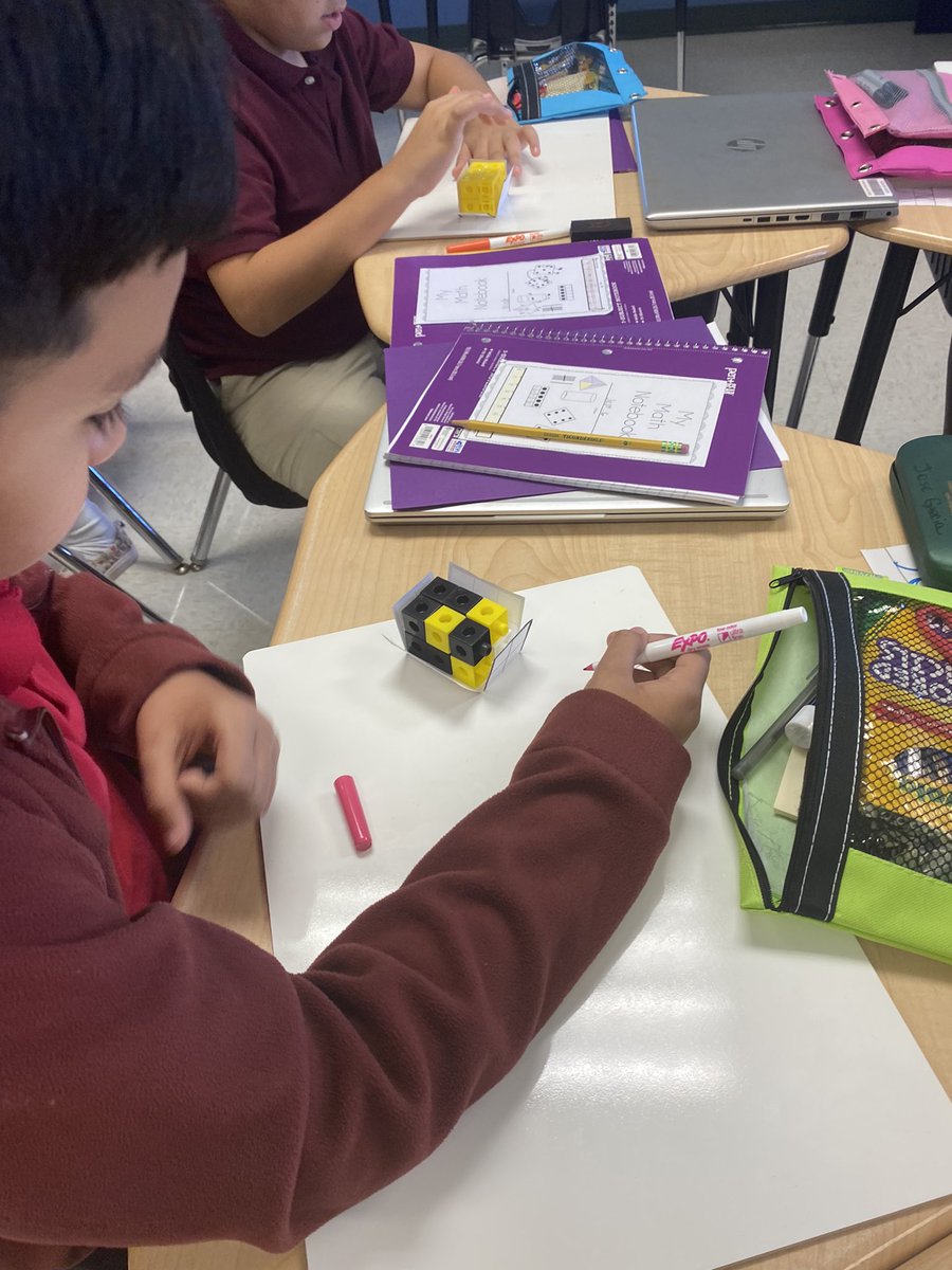 MsCEarly's tweet photo. Filling boxes with unit cubes to determine the volume 🤔 @ParksideProud https://t.co/s1WNwatlnU