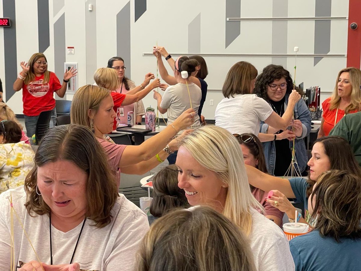 It was a fun day of professional learning and Meet the Teacher at Austin Elementary!! We can’t wait for the first day of school! #weAREohana #powerupaisd #marshmallowchallenge <a href="/abileneisd/">Abilene ISD</a>