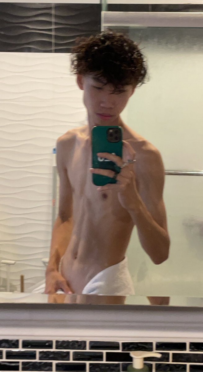 McPlayGT's tweet photo. So how do i get followers on this app? #nsfwtwt #nsfwtw #nsfwtwtًً #asian https://t.co/x0zbMu0Eau