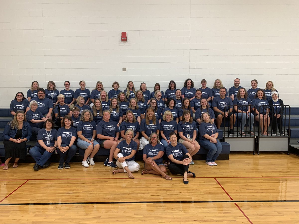 PrassPaxson's tweet photo. Prass staff engaged in student centered discussions regarding teacher-student relationships, teaching and learning, safety and wellness and back-to-school routines! #EngagedCollaborators, #LifelongLearners, #CriticalThinkers, #StrongerTogether, #WeAreFirebirds @KetteringSchls https://t.co/1AJtiKUdDe