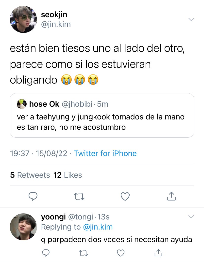 tkoottm's tweet image. #taekookau

Los dos enemigos que decían odiarse a muerte, por ironías de la vida, se volvieron novios.

Se… ¿querían? pero aun así su relación era un poco rara.
