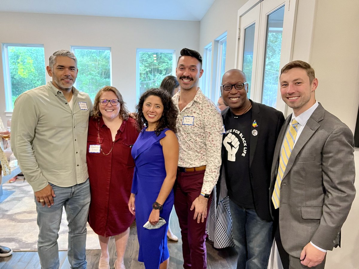 HLGBTQCaucus's tweet photo. Caucus representing at a fundraiser for @LinaHidalgoTX! Thank you, Judge, for your incredible leadership and for the work you do for the LGBTQ+ community.

Want to make a difference for Lina? Donate to her campaign: https://t.co/b0KXOX5Y58 https://t.co/h5a9lniAFo