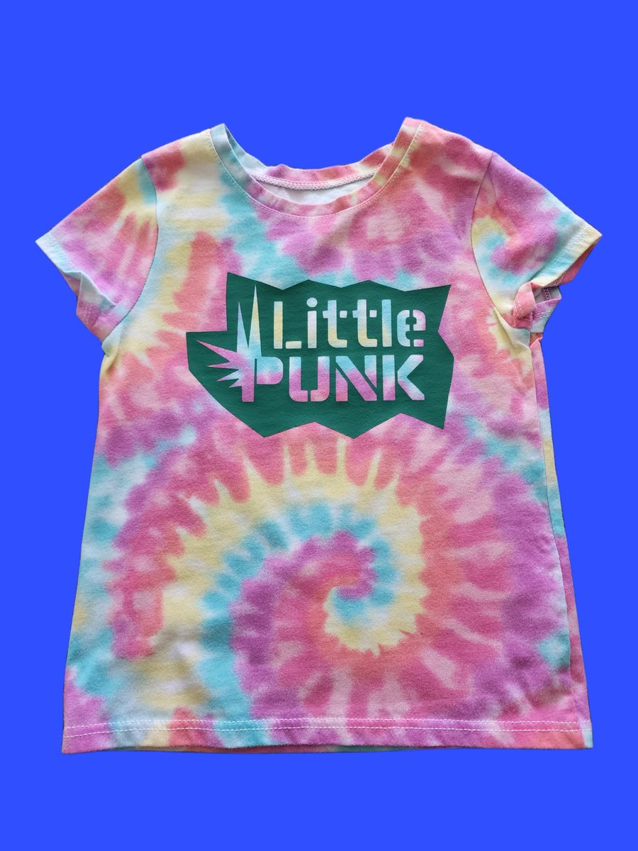 msangelateacher's tweet photo. Little #Punk #toddler  T-Shirt, Rainbow Tie-Dye and Green, Size 3T https://t.co/AuzUfT7GdN via @Etsy https://t.co/LG5YbcYLoD