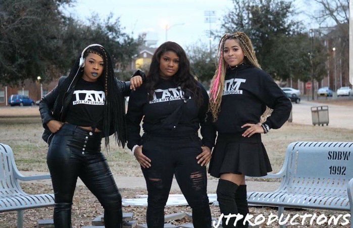 doitlikekooly's tweet photo. To all my DBW Sisters, I love yβall and our beautiful butterfly gained her true wings π€π¦π€πΎ. #LongLive29 https://t.co/ItSy7tcYUQ