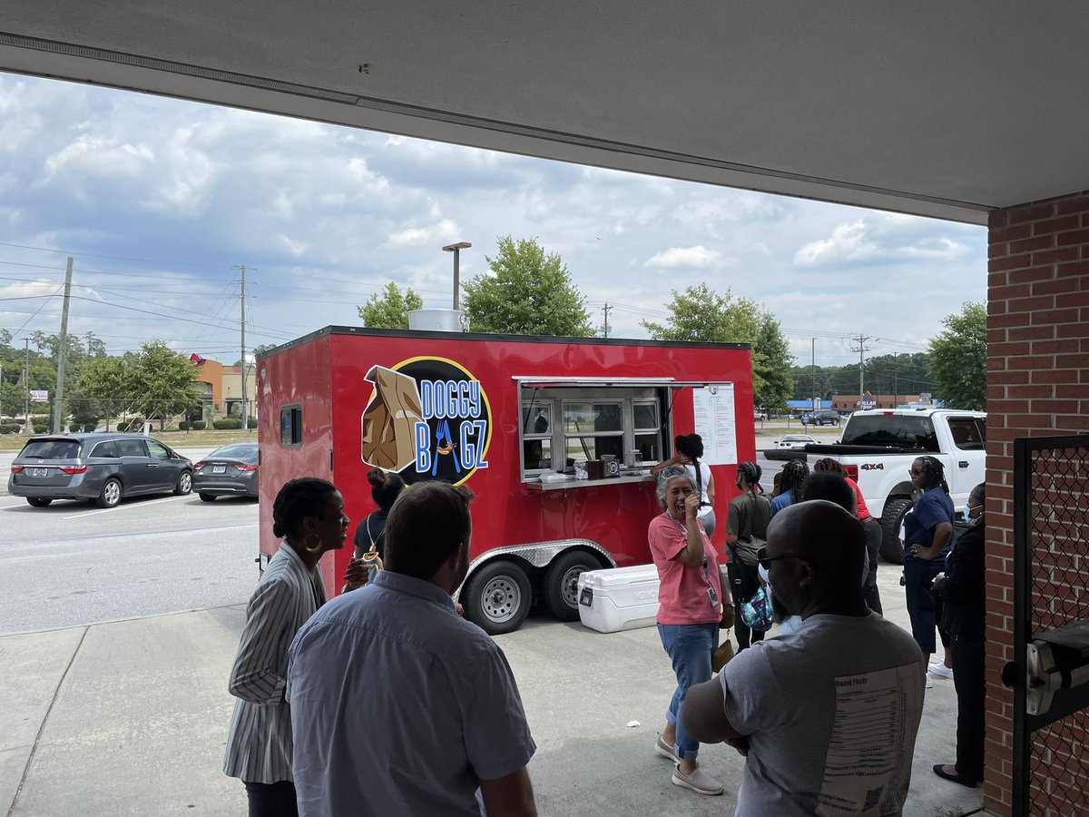 Dent Middle School tweet media