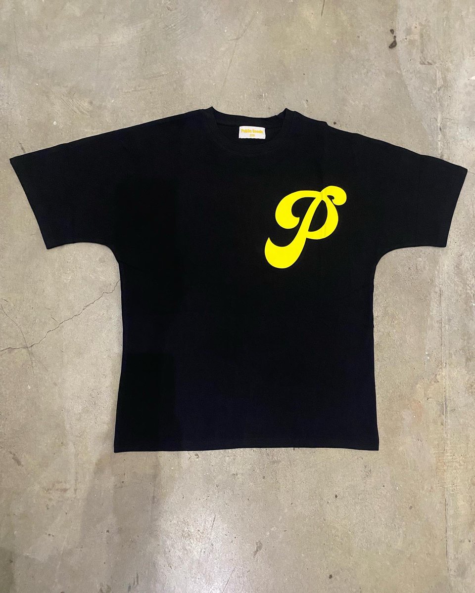 PublicGoods18's tweet photo. New t-shirts available now. 💫 https://t.co/VjvZWqCx34