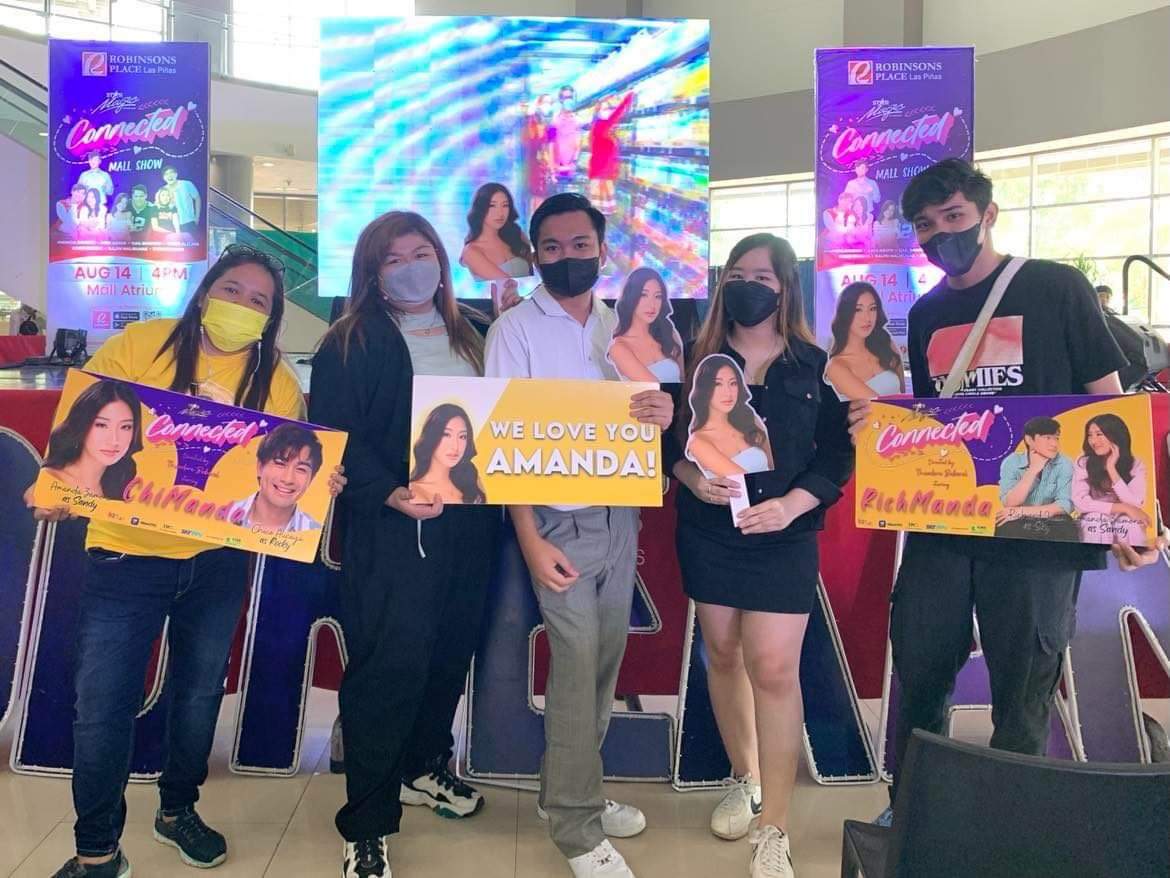 Carol_Masangkay's tweet photo. Miss you all. 
Sana matuloy bonding natin sa  tagaytay natin next month 💛💛💛 https://t.co/3OxKpI7T8Y
