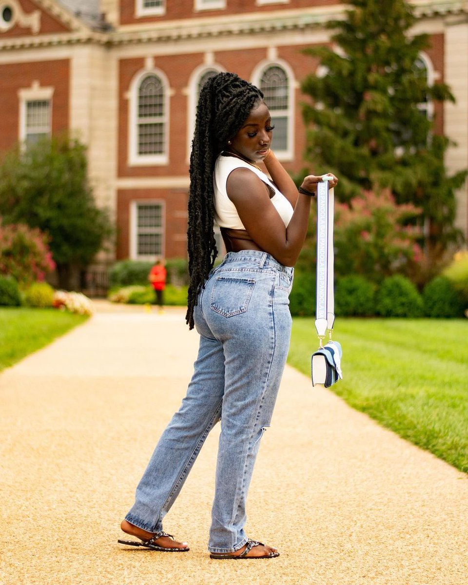 tcshotit's tweet photo. Blessed to bring back Yard Shoots this year at the Howard University. Congratulations to all the new and returning Bison !  #HU26 #HU25 #HU24 #HU23  Accepting bookings via DM/Email https://t.co/iFFMv93zAs