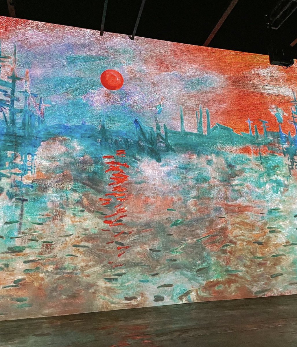 vangoghdallas's tweet photo. One thing that's beautiful and unique about immersive art is there's no wrong way to experience it. Walk around, sit on the floor, meditate, dance, lose track of time. We encourage you to forget the outside world and to just get lost in the colors. 🎨

🎟: https://t.co/8jbo0lsKPk https://t.co/wrcBQ2vQYh