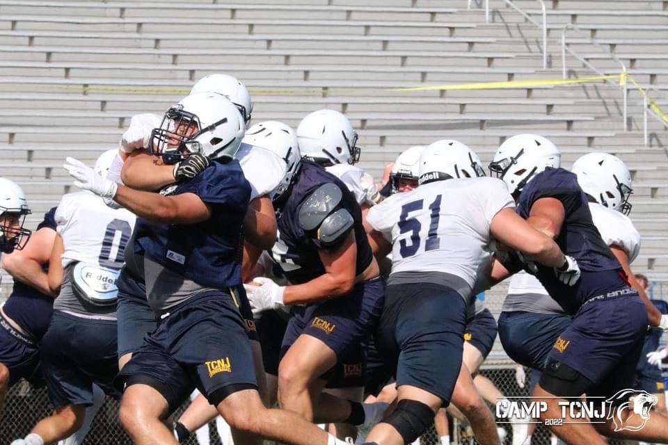 Off to a great start this week!! No better place to be in Aug. then Lions Stadium!!🟨🔵🦁 #BeBetter | #WGF | #ForTheJersey | #LionPride