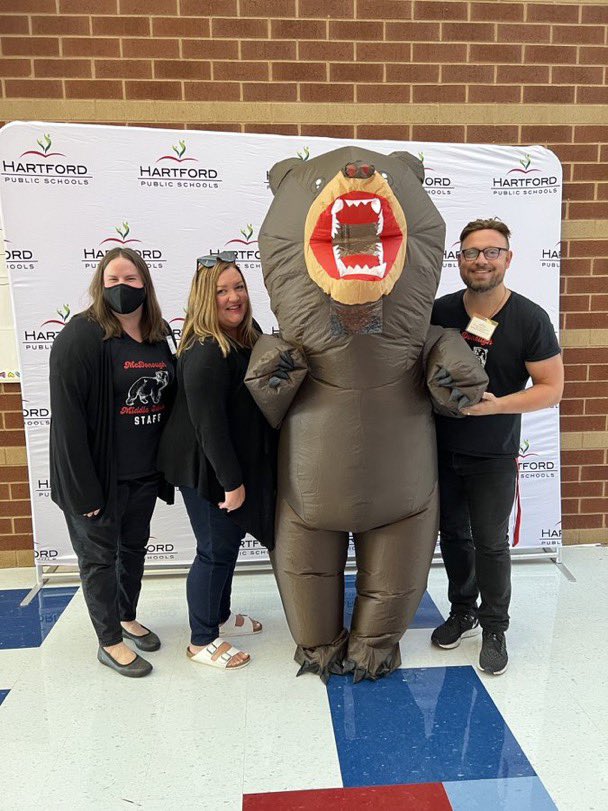 Best #mascot for <a href="/Hartford_Public/">Hartford Public Schools</a> goes to <a href="/McdonoughmsB/">McDonough Middle School</a>. Grizzly showed up and stole the show!! Thanks <a href="/GoYardGoats/">Hartford Yard Goats</a> I guess <a href="/ChompersTheGoat/">Chompers</a> has some competition!! <a href="/TIFFANYYOUNGP2P/">Tiffany Young</a> @mellen1994 <a href="/ConroyLongo/">William Conroy-Longo</a> <a href="/CNB_edu/">Caitlin Bexley</a>