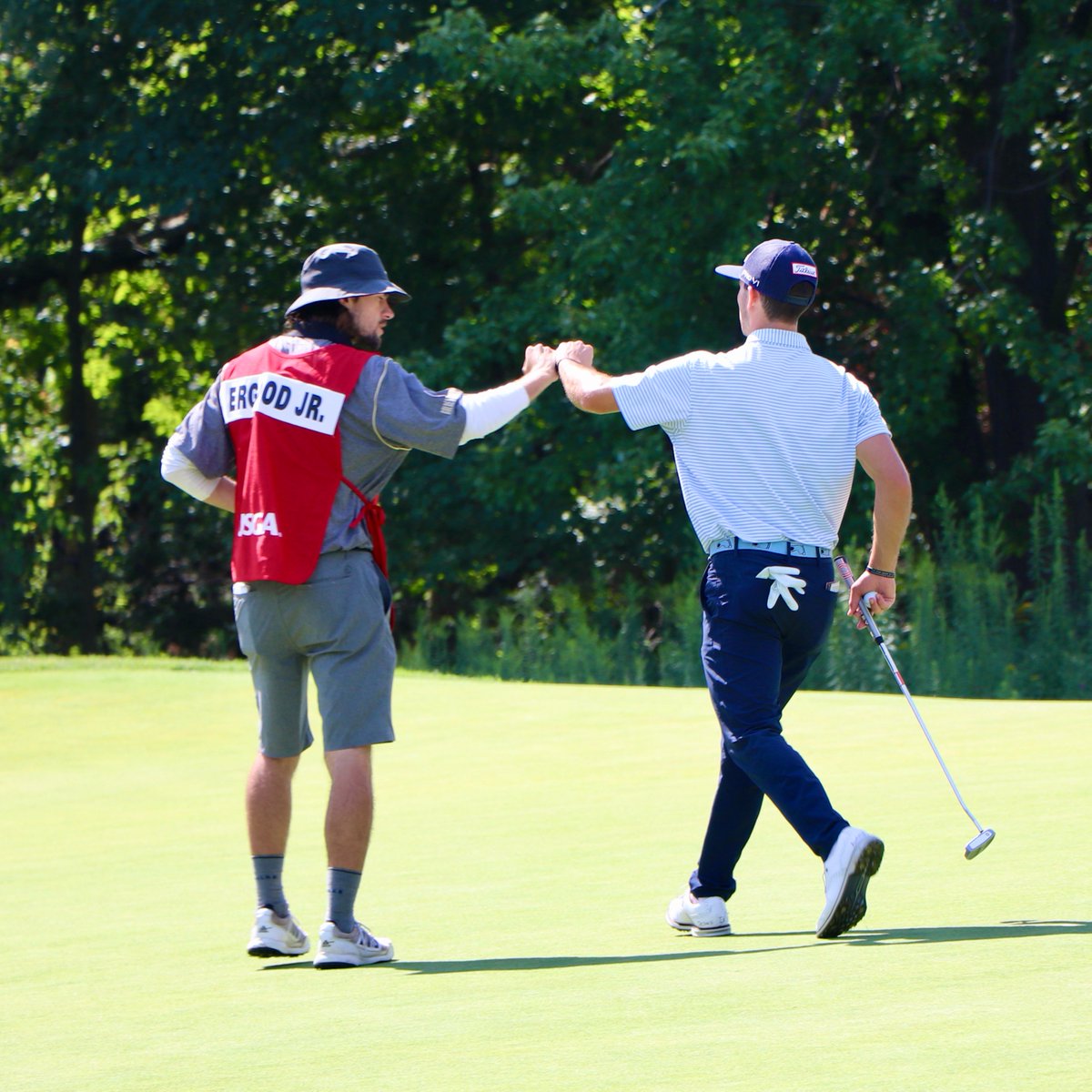 njgolf1900's tweet photo. We ❤️ a NJ #USAmateur!⁣
⁣
Today, 312 of the top amateur golfers completed their first stroke play round of the Championship at Ridgewood CC and co-host Arcola CC. Learn more about the players representing #thestateofgolf: https://t.co/B8OasPvxgL https://t.co/qNPUXUInGe