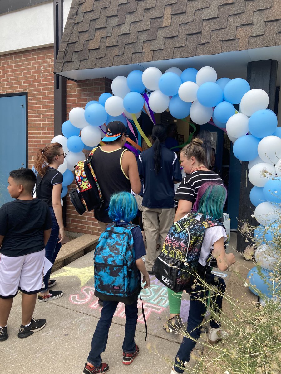 CSSD11Fremont's tweet photo. Fun at Fremont Meet and Greet!  Welcome Back to a Fresh Start!  ⁦@CSSD11⁩ https://t.co/hgtEfeEQvy
