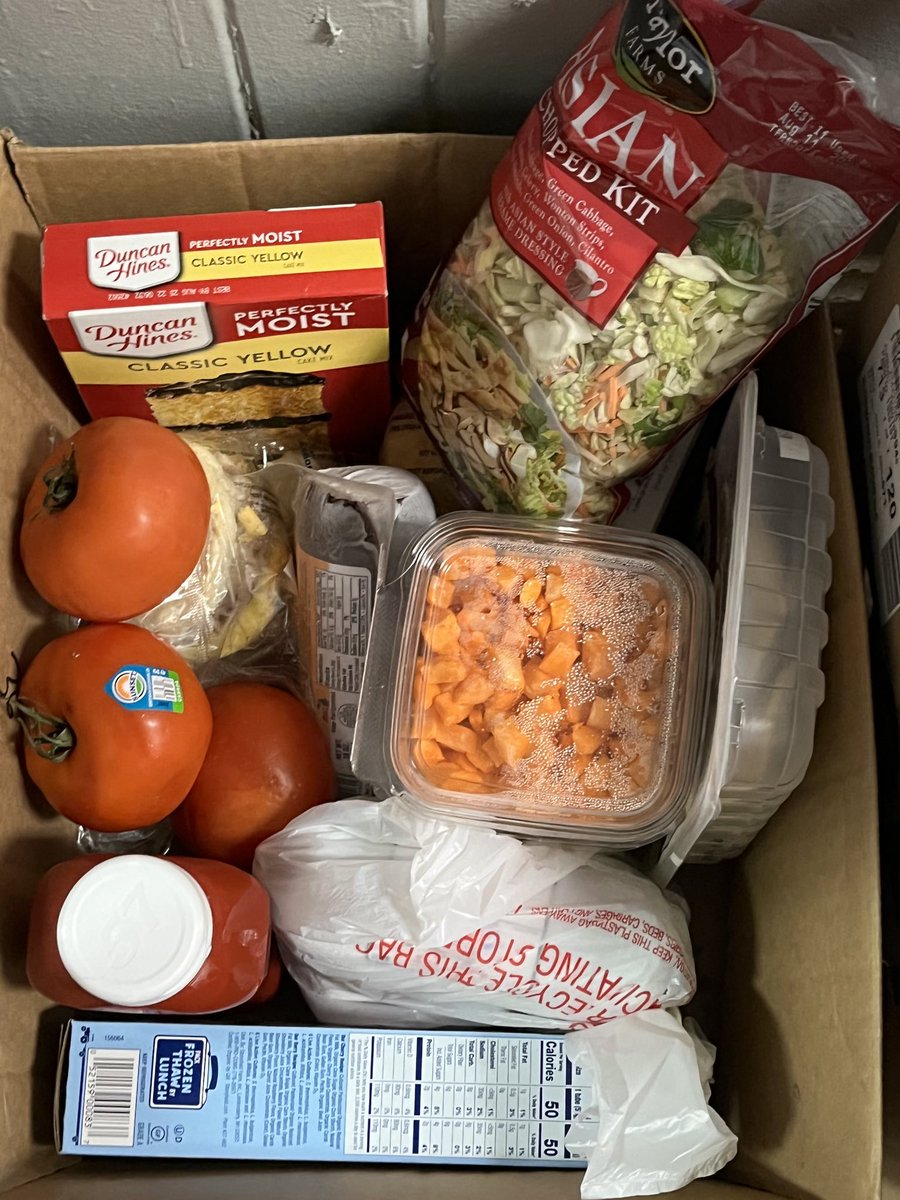 MichigansMAC's tweet photo. Last week we helped rescue and deliver 490 pounds of food to 47 families and planted a patch of garlic! If you help us get to $50/day we can keep it going uninterrupted. Thanks in advance! https://t.co/m3lJXGwiw6