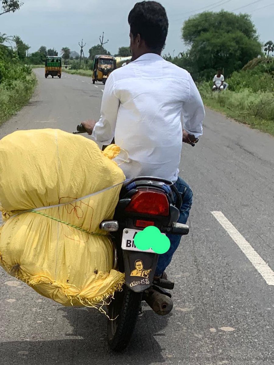 CBN_Era's tweet photo. టీడీపీ కమ్మ పార్టీ కాదు, టీడీపీ 
బీసీల పార్టీ. దేశంలో  సగం  తెలుగుదేశంతో  మనం 
జయహో బిసి 
#JaiHoBC 
#APWithCBN 
#BCwithTDP #CBNAgain #APHopeCBN https://t.co/QHqqBioNuW
