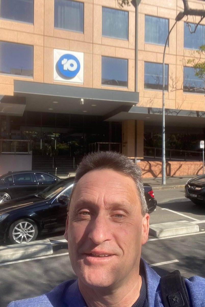 DrGordonSpence's tweet photo. Well that was an experience & a great one! Thanks for having me @Studio10au @SarahHarris @AngelaBishop #getmovingkeepmoving & don't forget, do the head work before you do the leg work
#healthyageing https://t.co/ojfM8pl3Ia