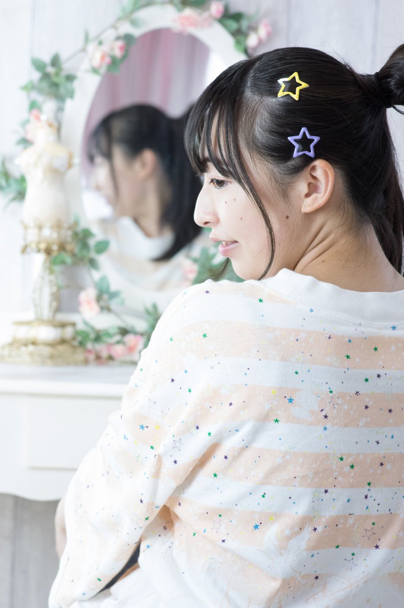 nakan0n's tweet photo. Though the looking glass
#星乃みゆき @2525_hoshi
#ポートレート
#PENTAX #DA70
THE SHARAKU #撮影会 https://t.co/zd4TN3A0jI