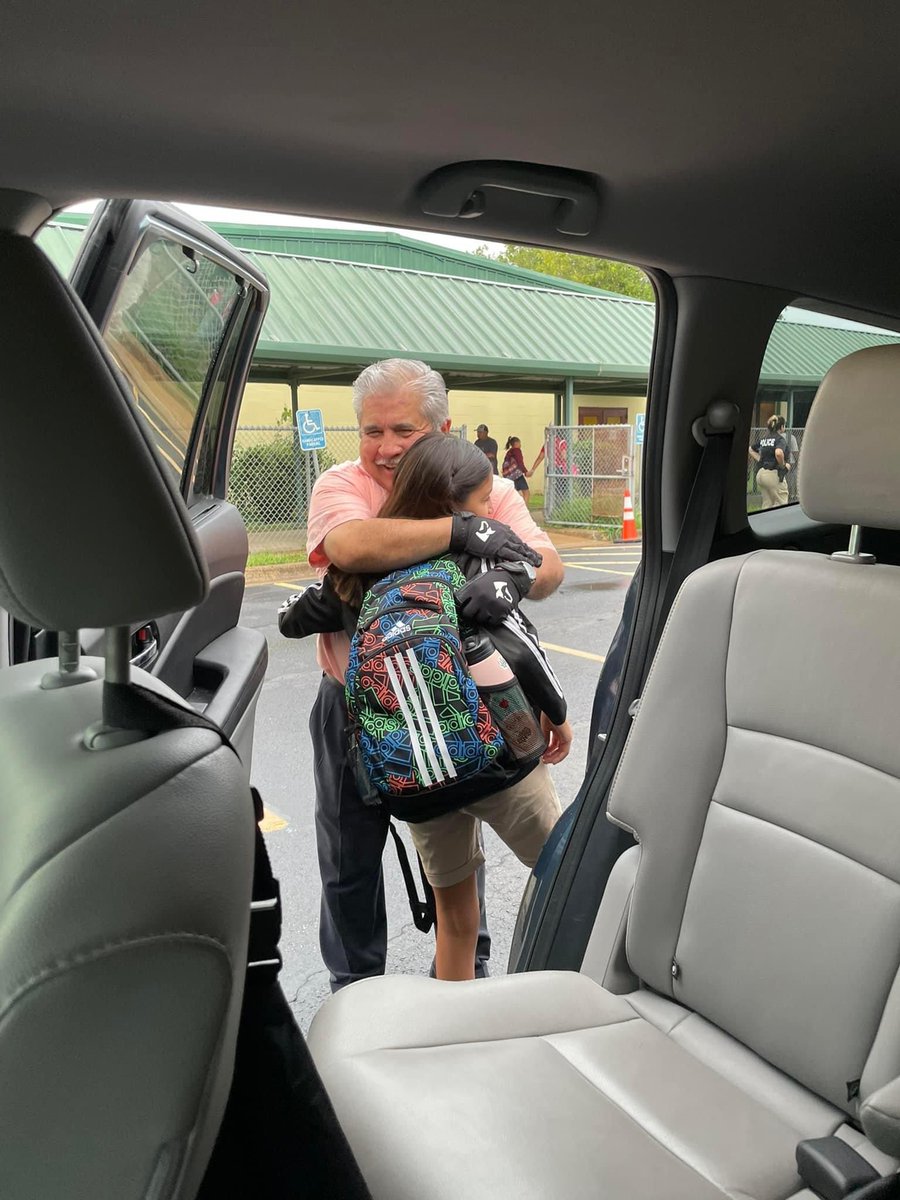 Jenny Stumbaugh tweet media