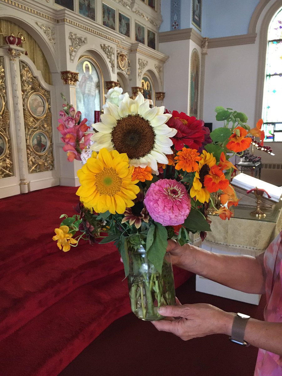 ForagingForever's tweet photo. Today is the Dormition of the Theotokos in the Eastern Rite. We traditionally bless flowers.
#EasternRite #GreekCatholic https://t.co/ErKmyqfAp6