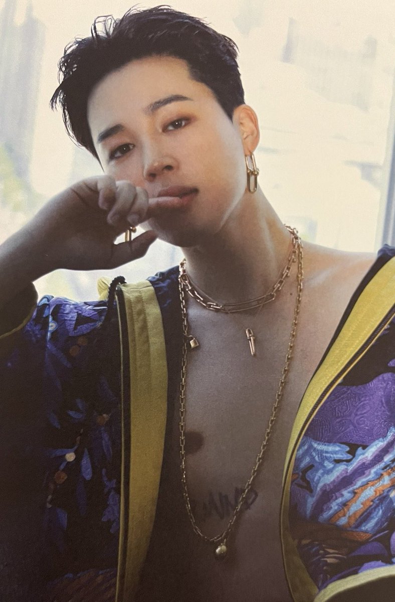 silvcjy's tweet photo. im deceased #JIMIN https://t.co/hX758gWkOc