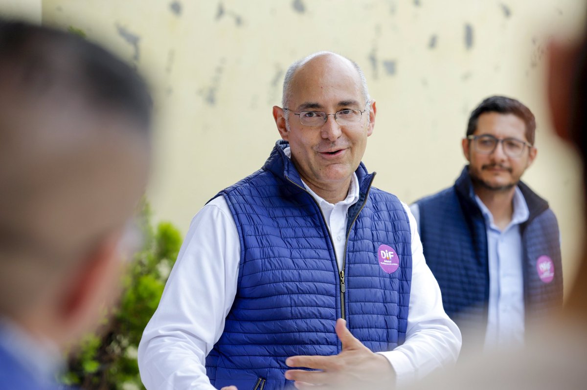 difgente's tweet photo. Visitamos la comunidad de la Loma en 📍#Moroleón para hacer un recorrido por sus calles y compartir con las familias, escuchar sus necesidades e invitarles a acercarse a su DIF Municipal y al #DIFGTO. https://t.co/2W4knxTd9B