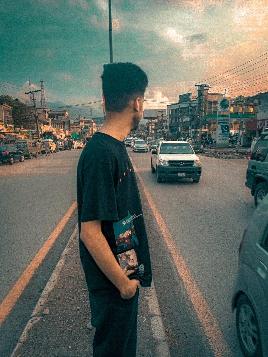MominMughal13's tweet photo. New song drunk n'd high is out
https://t.co/T6FdDoNniS
#urduhiphop #desihiphop #urdurap #talhaanjum #youngstunners #pakistanihiphop #hiphop #desirap #talhayunus #rap #urdurapper #youngstunner #talhahyunus #ys #dhh #hiphopmusic #youngstunnersforlife #explore #rapmusic #rapdemon https://t.co/c0Vf3TsbZE