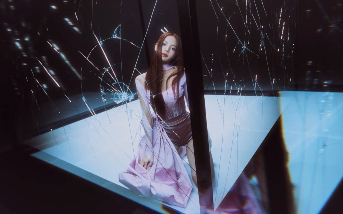 NStararkiller's tweet photo. #LALISA https://t.co/IVnuC9Bs0z