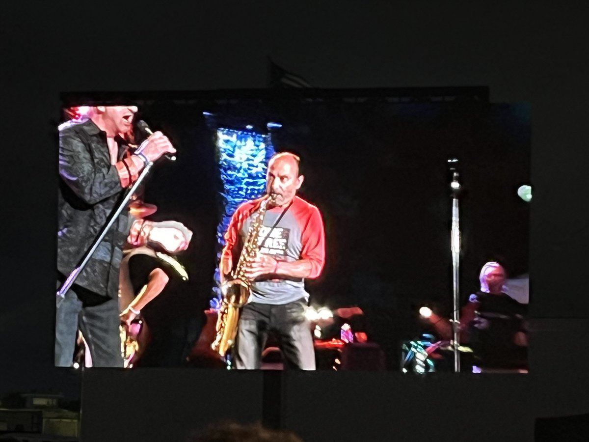 vbdoc12's tweet image. Oak Ridge Boys and Lee Greenwood doesn’t get any better than that. Wisconsin State Fair.
