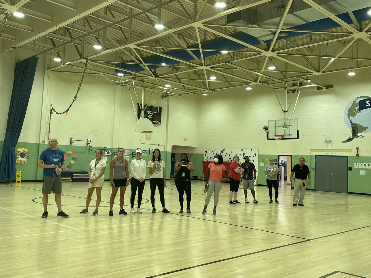 JAelemPrincipal's tweet photo. John Adams Eager Eagles working together as a TEAM. It was great to see everyone back and ready for the year. I’m truly grateful for all of them. @JohnAdamsElem https://t.co/lBfUZKexfh