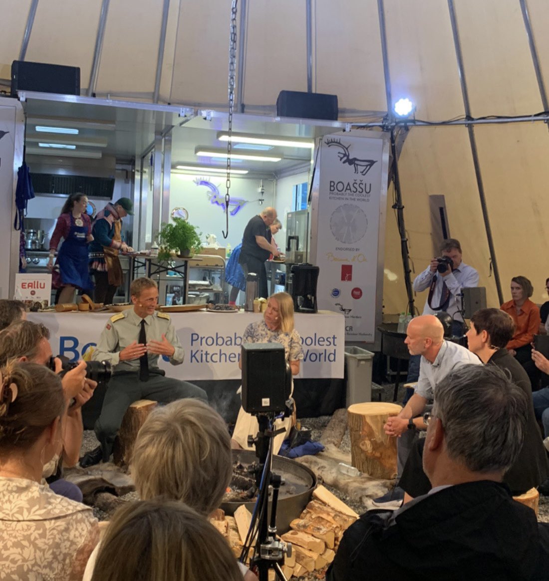 Gudrun Sylte (@gudniken) on Twitter photo Då er me i gong frå #lavvoen @arendalsuka Først ut <a href="/FniNansen/">Fridtjof Nansen Institute</a> med forsvarsjefen og utenriksministeren
Følg på direktelenke her vimeo.com/event/2348375 Sjekk ut heile programmet her stortinget.no/no/Representan… Då er me i gong frå #lavvoen @arendalsuka Først ut <a href="/FniNansen/">Fridtjof Nansen Institute</a> med forsvarsjefen og utenriksministeren
Følg på direktelenke her vimeo.com/event/2348375 Sjekk ut heile programmet her stortinget.no/no/Representan…