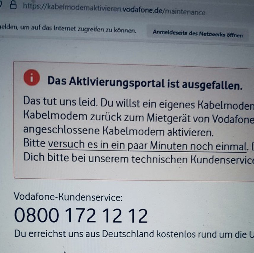 mosemann's tweet photo. Hallo @vodafone_de !
Euer Aktivierungsportal für Kabelmodems ist seit über einer Woche ausgefallen! Und eure Hotlines (wenn man es schafft wirklich zu einem Menschen durchzukommen) sagen sie können NICHTS tun! Was kann ich tun? Was tut ihr für mich? #fail https://t.co/YhUfc1idn8
