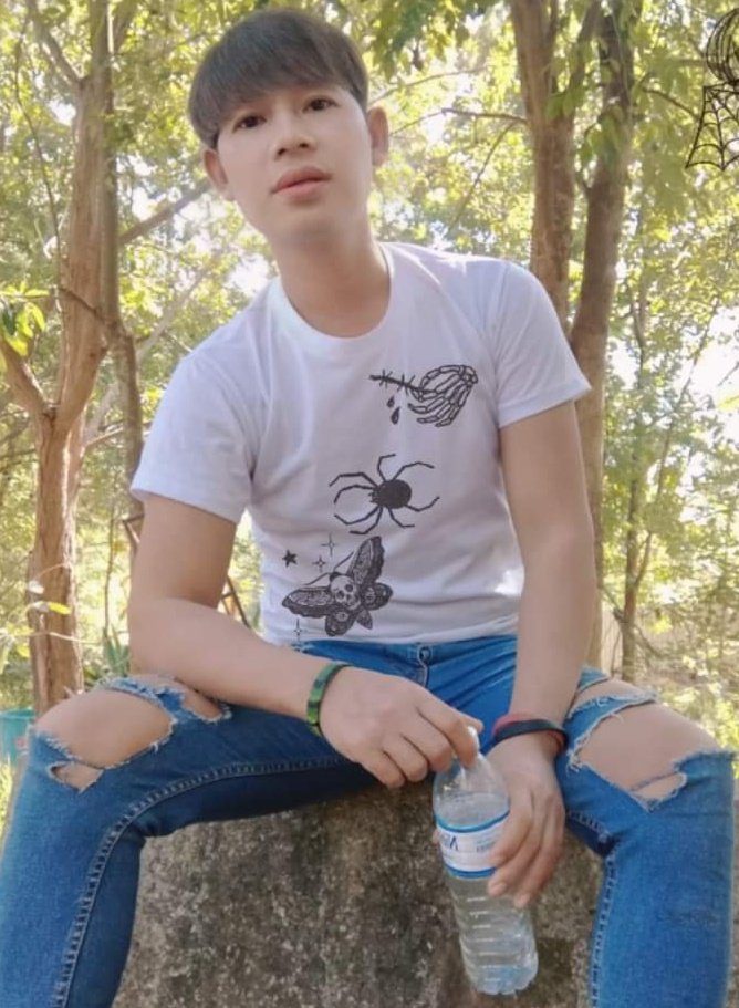 susaratt1's tweet photo. ချစ်တယ်နော်အားလုံးကိုယ်😘😘😊😊 https://t.co/tPM3asXzgj
