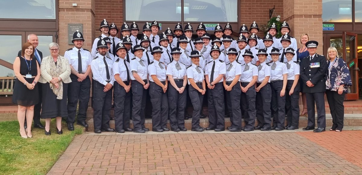 Welcome to <a href="/StaffsPolice/">Staffordshire Police</a>!

Last evening Chief Constable Chris Noble supported the August 2022 DHEP Student Police Officers as they took their Police Oath in front of our officiating magistrate, family and friends.