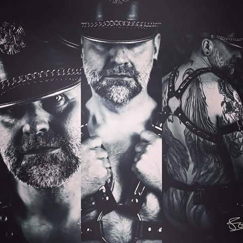 RockWeilerxxx's tweet photo. Tuesday Morning vibes, Master Muir #throwbacktuesday #tuesdayvibe #TuesdayFeeling #throwitback
#TuesdayThrowback @RockWeilerxxx #leatherdaddy #mastermuir #rockweiler #muircap #leathervibes #leatherandtattoos @joshidotphoto https://t.co/Wrt1ofQPwW