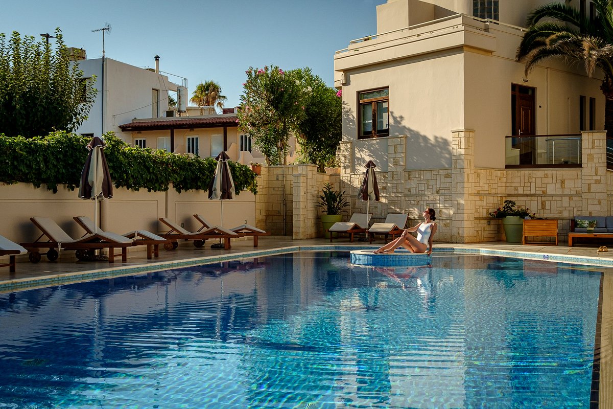 OscarSuites's tweet photo. When you take time off to enjoy the morning sun by our pool, nothing else matters!
https://t.co/Ly7oY7adky
๐ท @spyros / ๐ฉ @foxyarchaeologist
#OscarSuitesVillage #HotelChania #HotelAgiaMarina #HotelCrete #Crete #Chania #summer #NothingElseMatters #Poolside #Swimmingpool https://t.co/tPkjLT4494